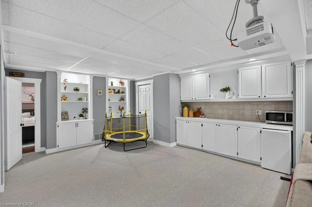 447 Golf Links Road