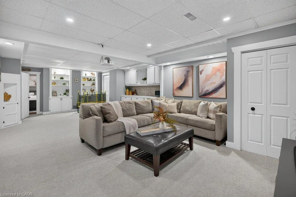 447 Golf Links Road