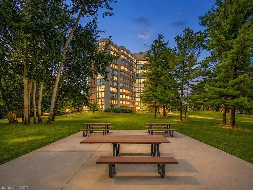 1230 Marlborough Court #202