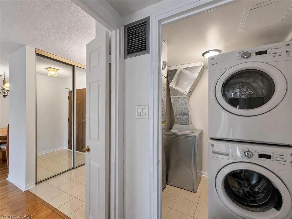 1230 Marlborough Court #202