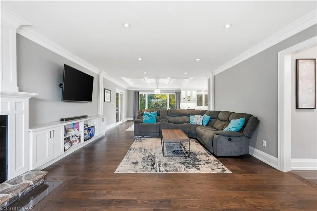 5448 Appleby Line