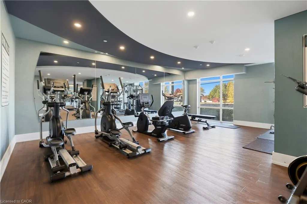 450 Dundas Street E #425