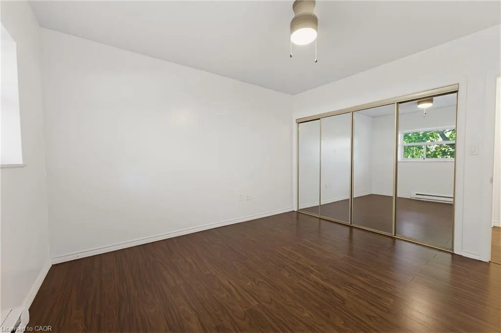 11 Woodman Drive S #210