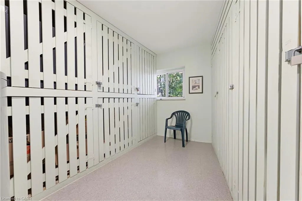 11 Woodman Drive S #210