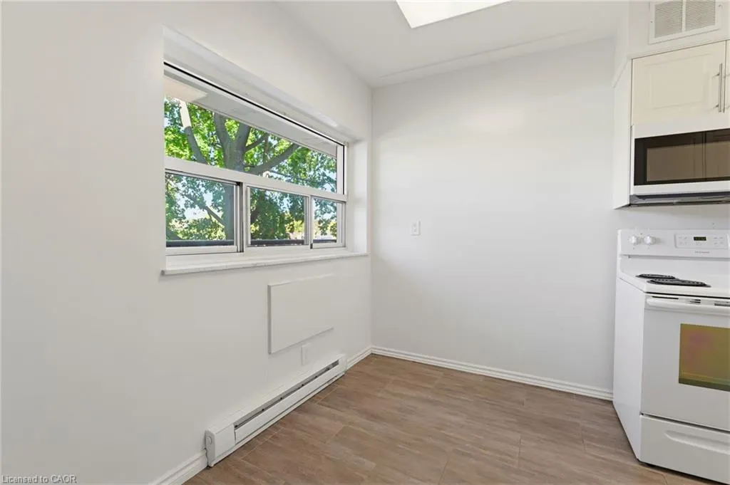 11 Woodman Drive S #210