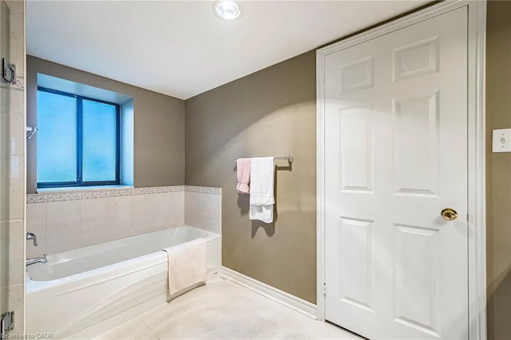 1240 Marlborough Court #710