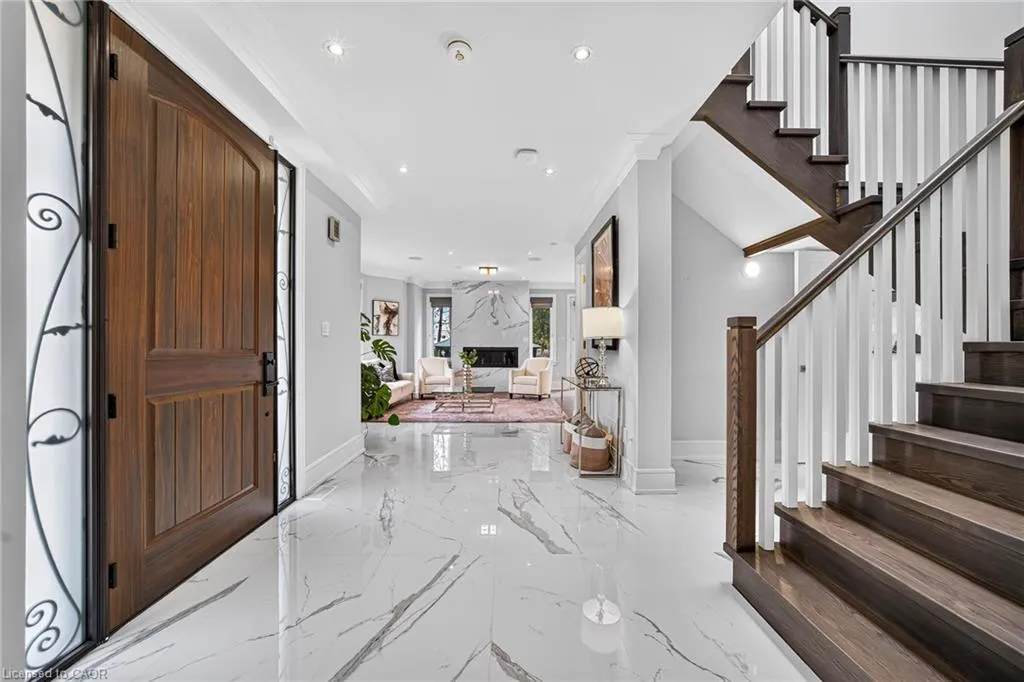 408 Seabourne Drive