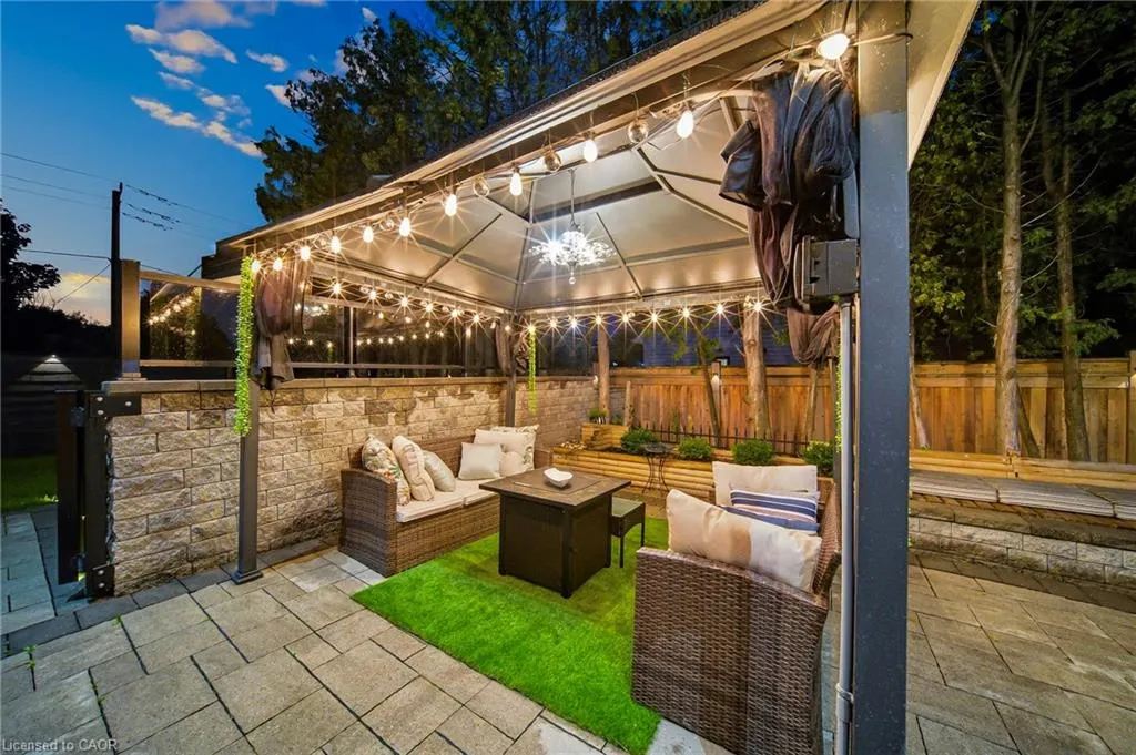408 Seabourne Drive