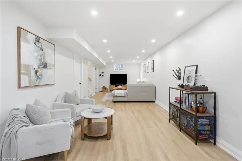 48 Stoney Brook Drive