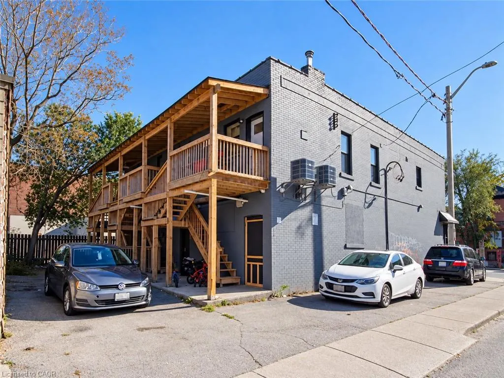 571-575 King Street E