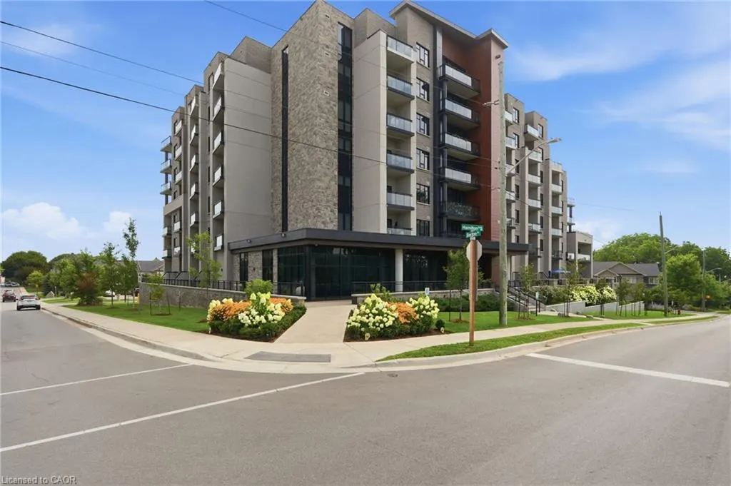 30 Hamilton Street S #101