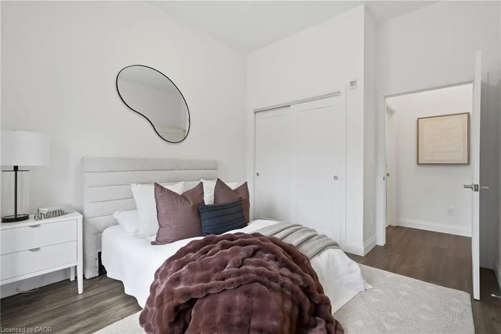 30 Hamilton Street S #101