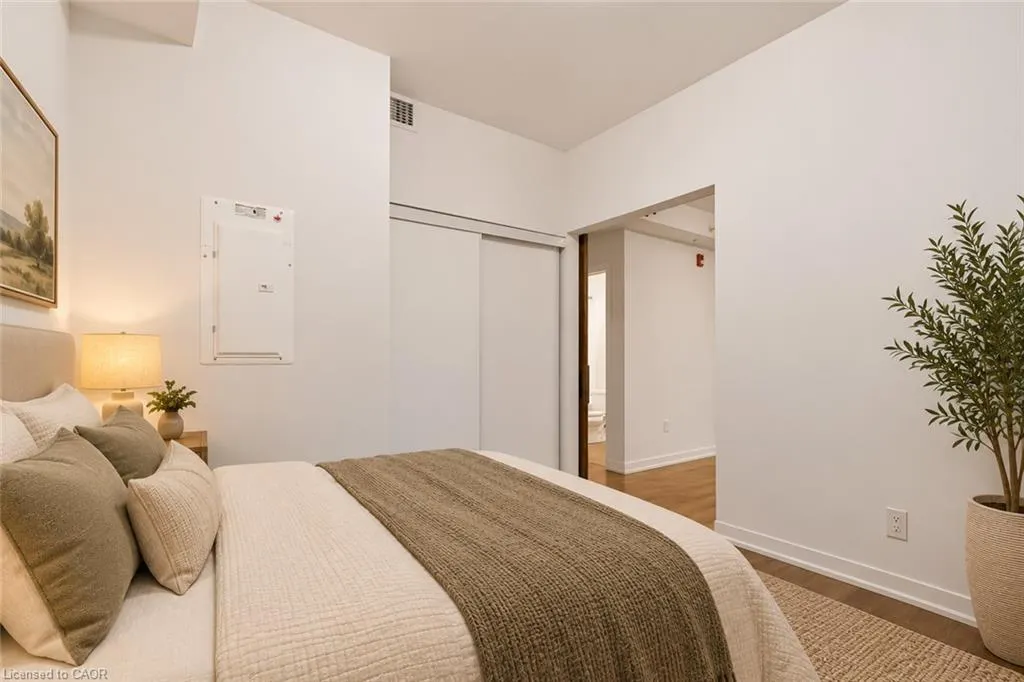 4040 Upper Middle Road #318