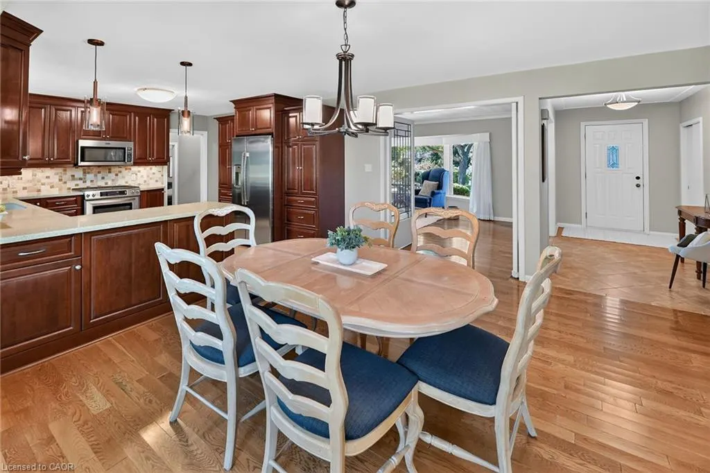 12 Baker Road N