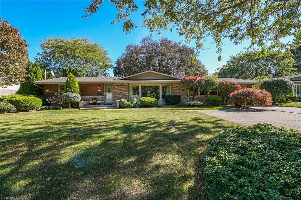 12 Baker Road N