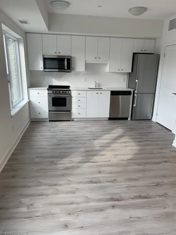110 Fergus Avenue #319