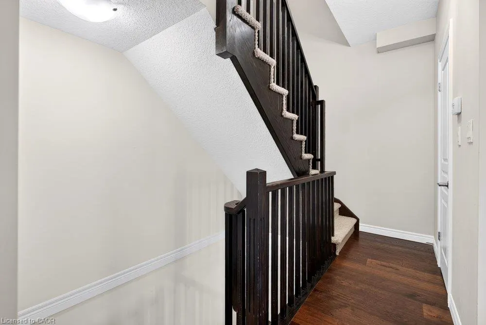 9 Bloom Crescent