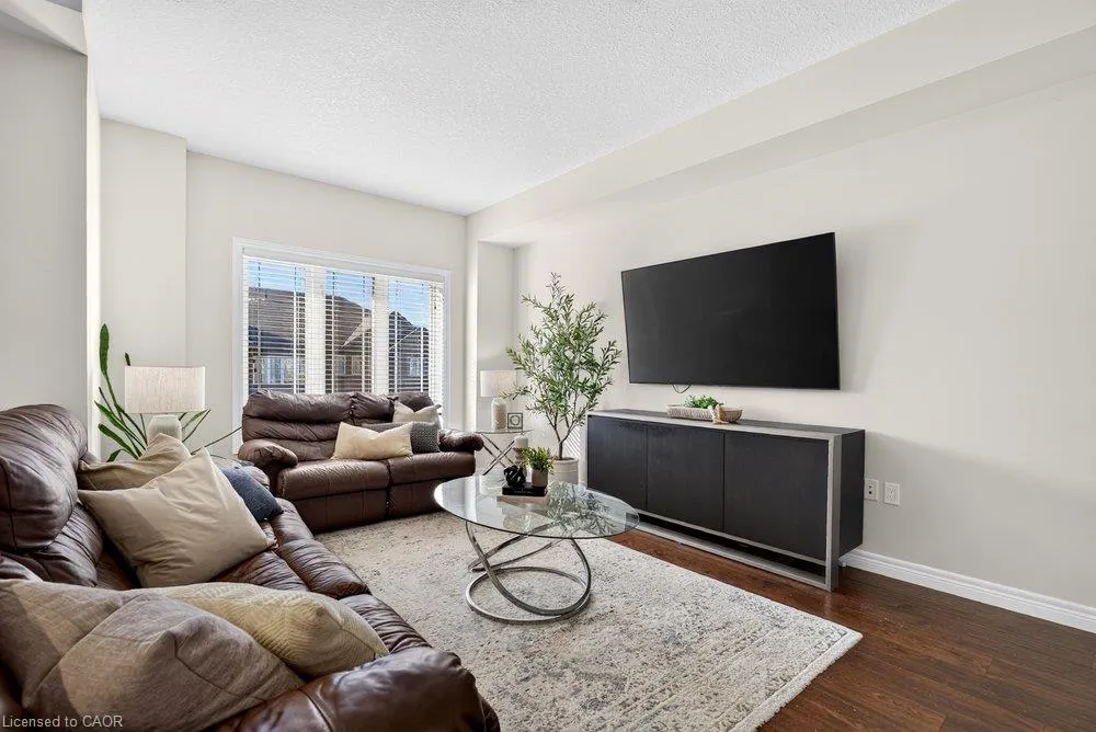 9 Bloom Crescent