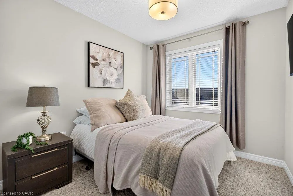 9 Bloom Crescent