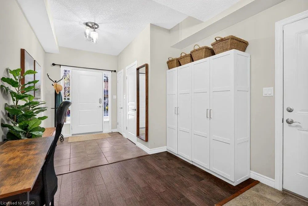 9 Bloom Crescent