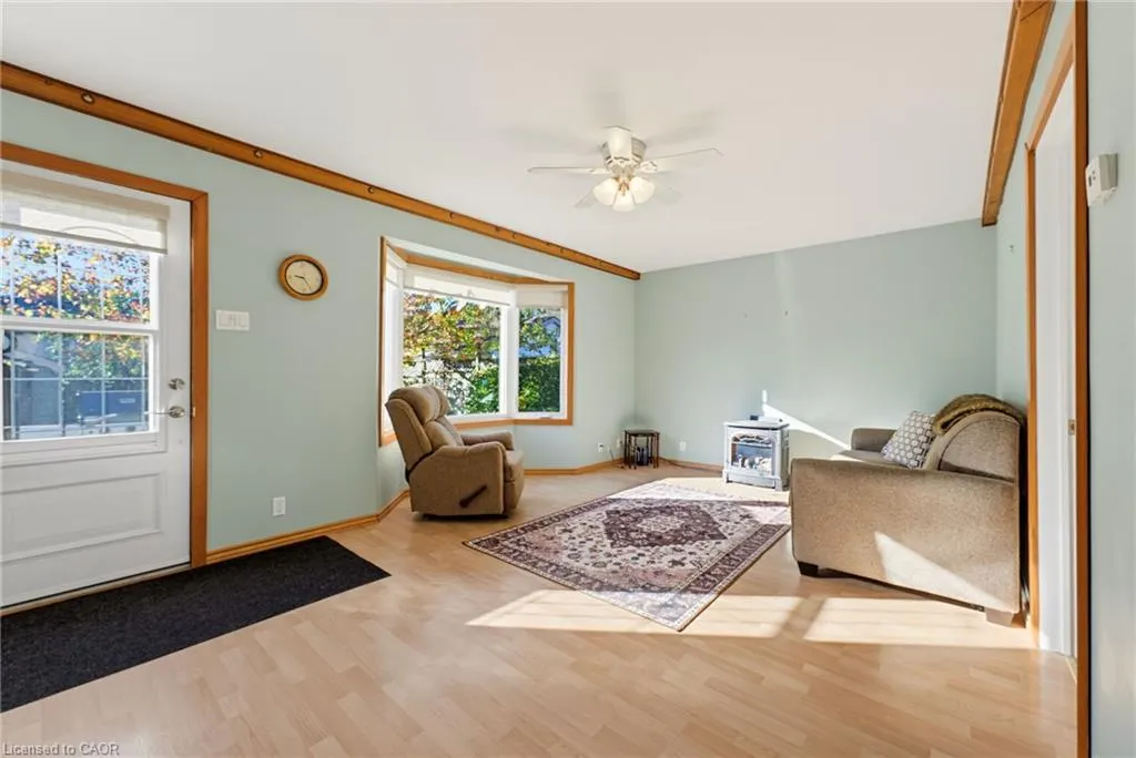 9 Spencer Avenue