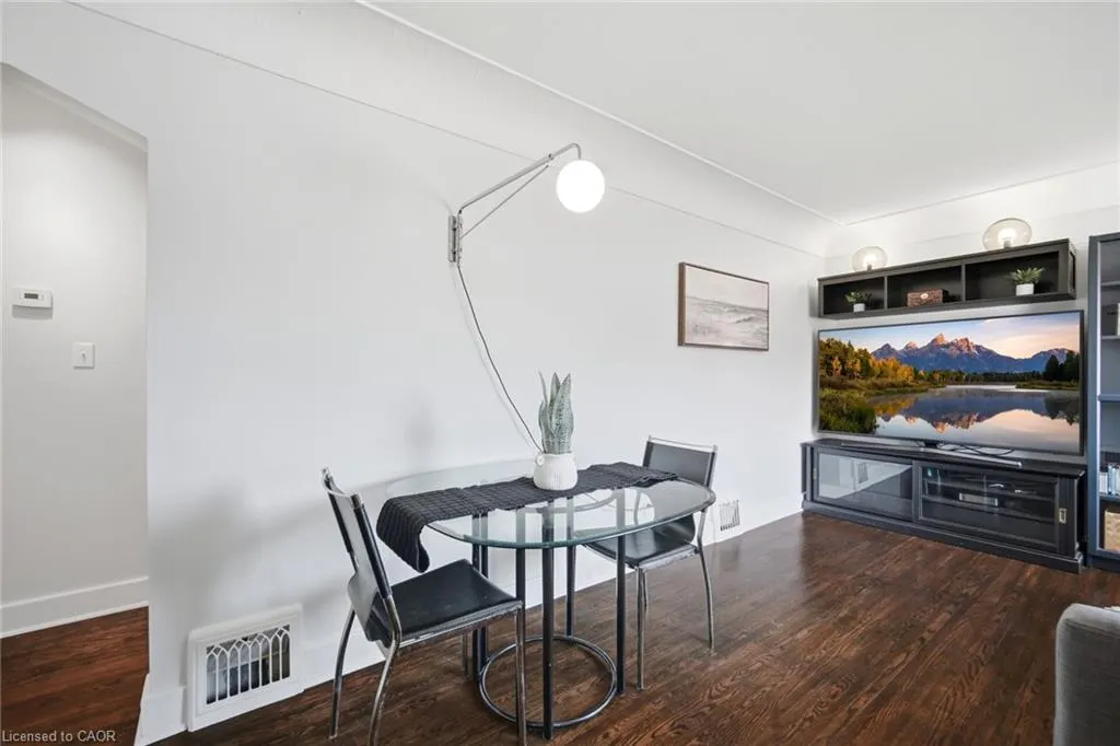 94 Clarendon Avenue