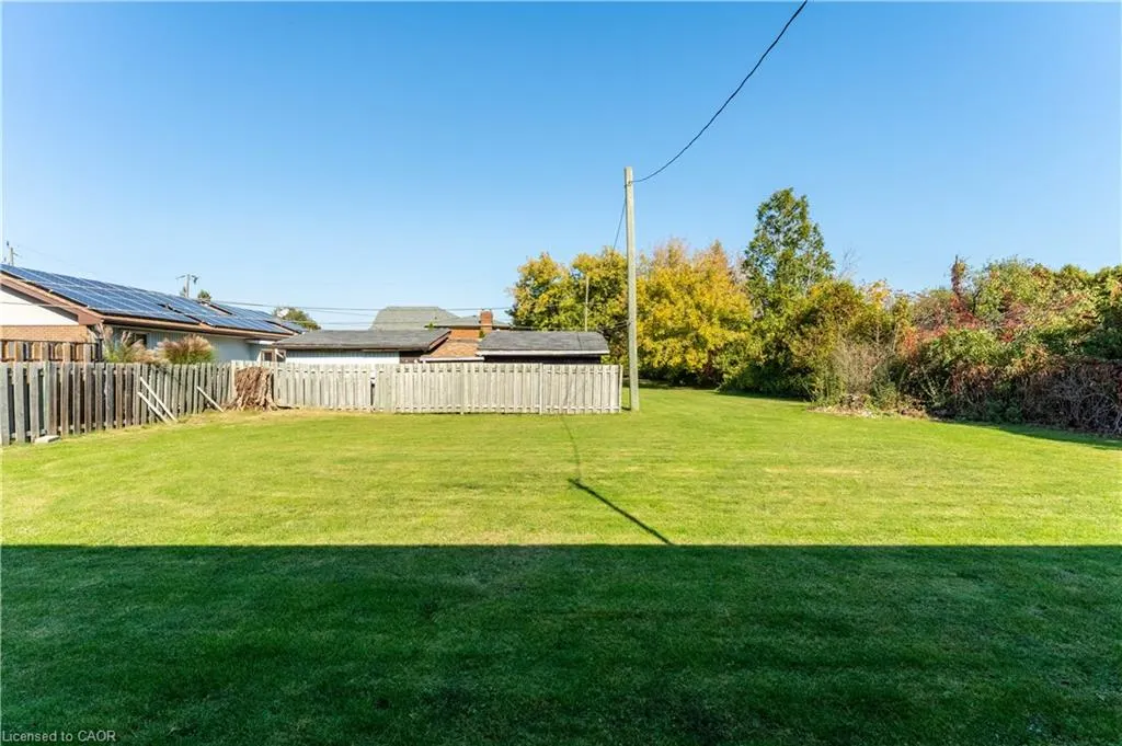 1023 North Service Road