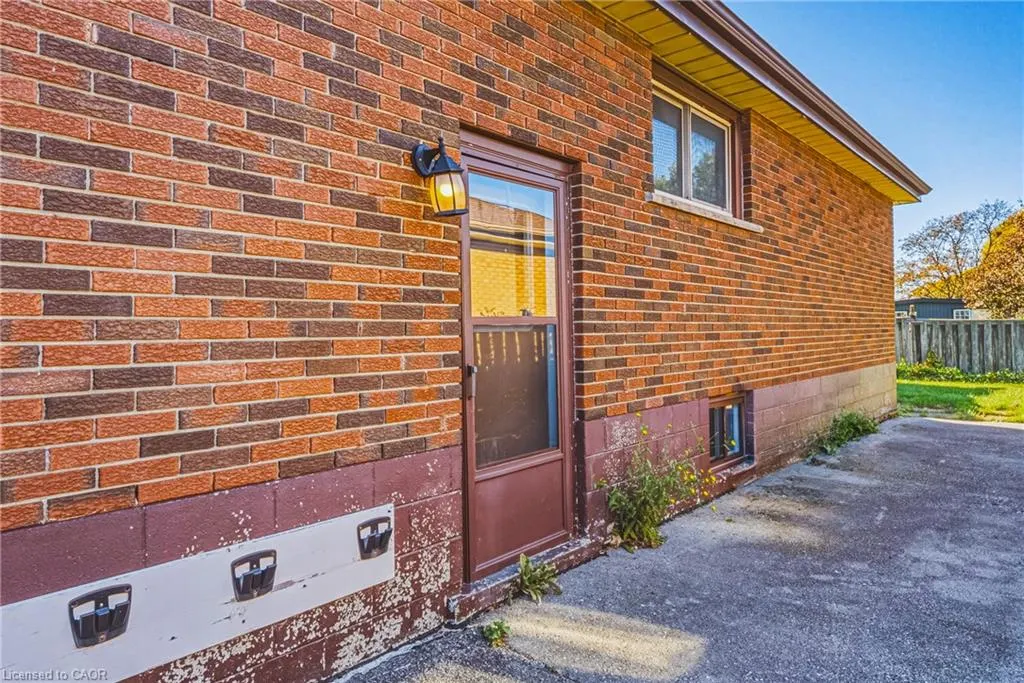 928 Upper Gage Avenue