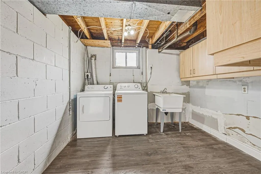 928 Upper Gage Avenue
