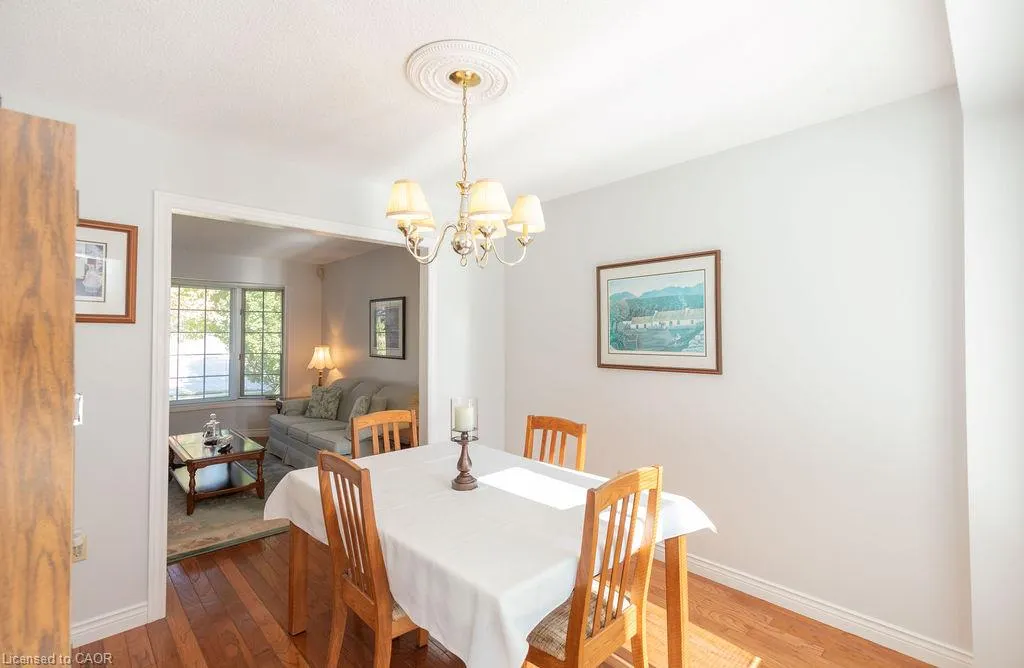 7 Falconridge Drive