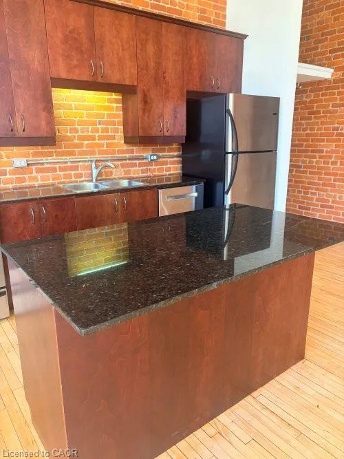 357 Hunter Street W #22
