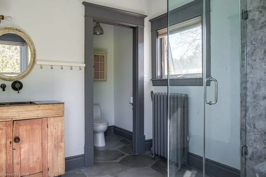 63 Chedoke Avenue