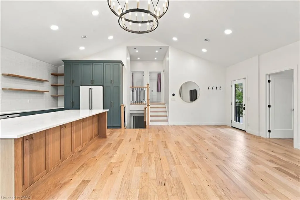 94 Bellingham Drive