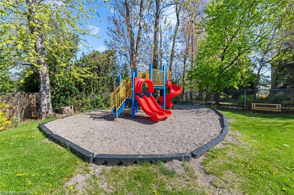 5475 Lakeshore Road #107