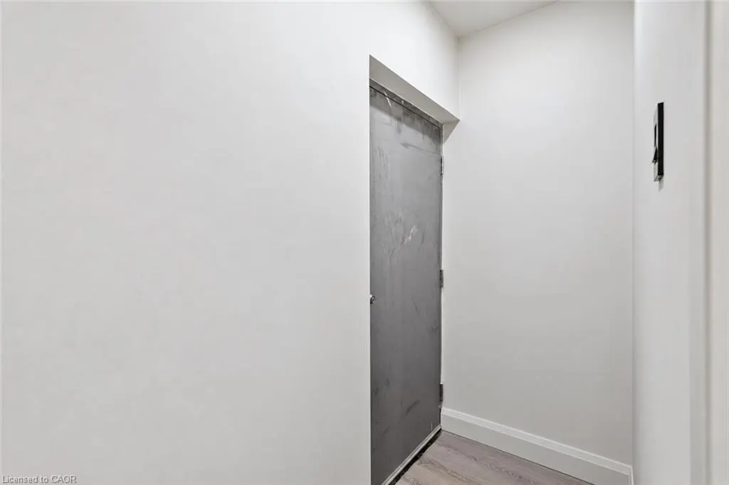 5475 Lakeshore Road #107