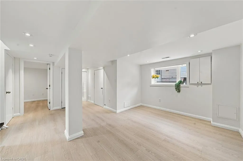 294 East 28th Street