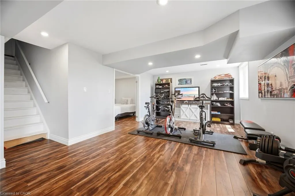 79 Garinger Crescent