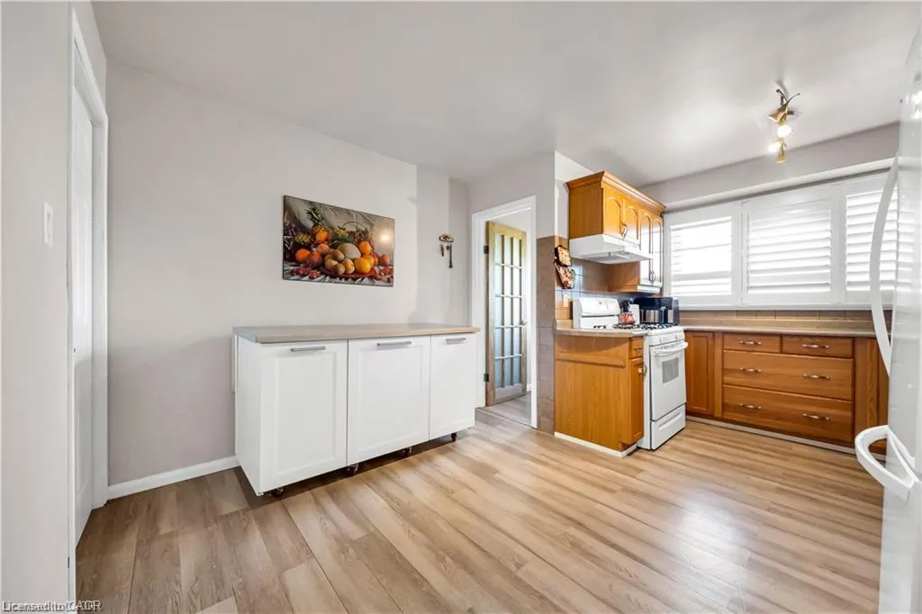 2288 Binbrook Road