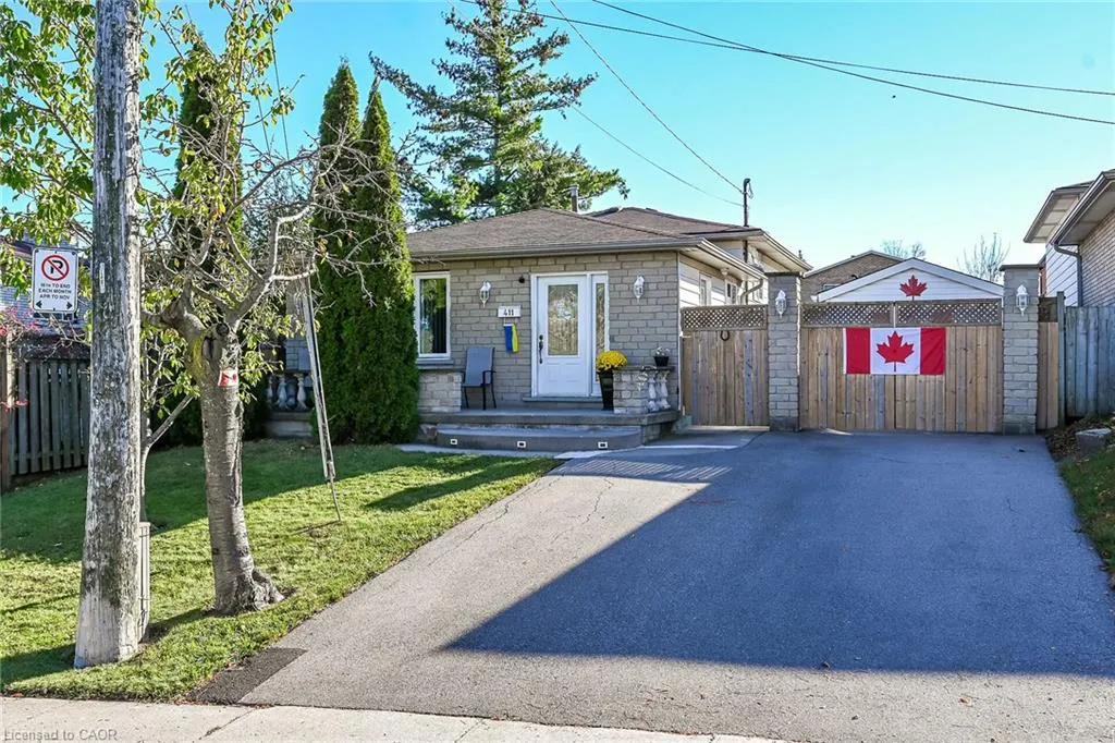 411 Queen Victoria Drive