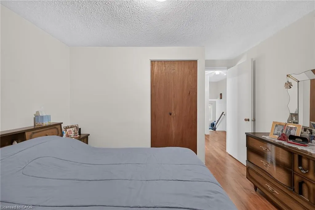 411 Queen Victoria Drive