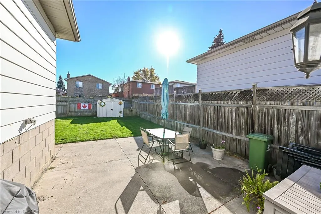 411 Queen Victoria Drive