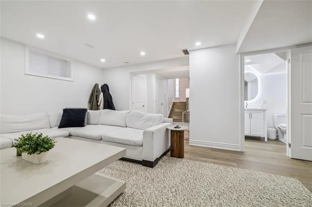 47 Cielo Court