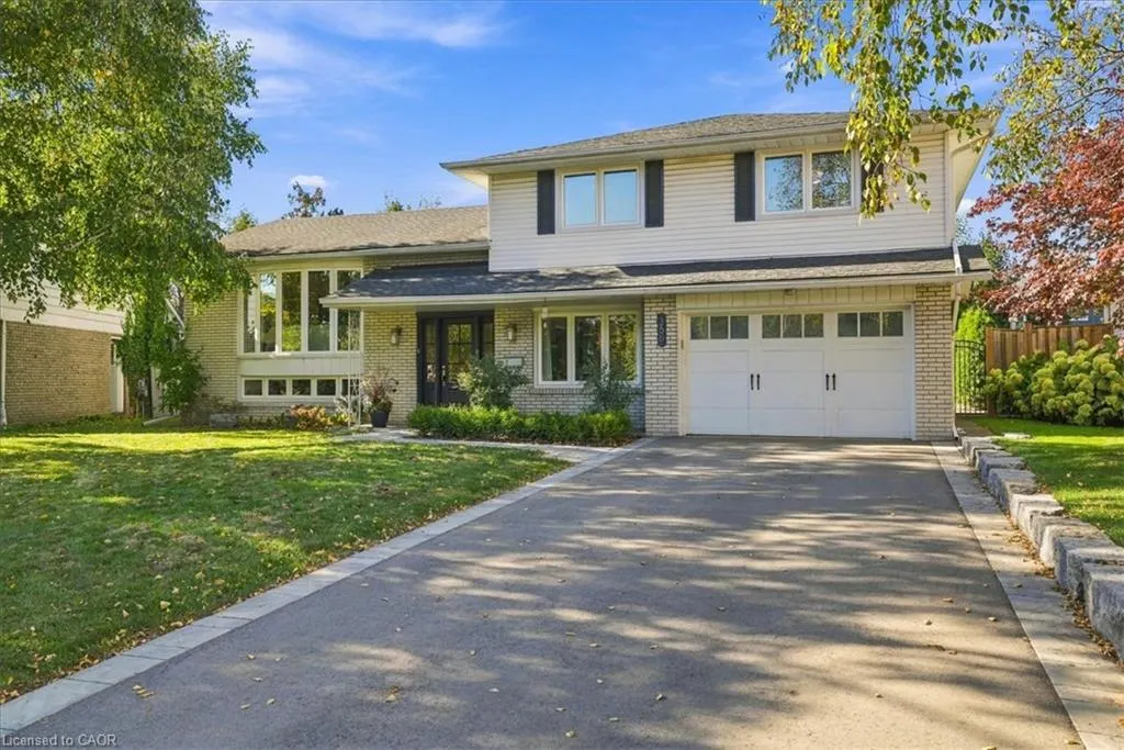 368 Aurora Crescent