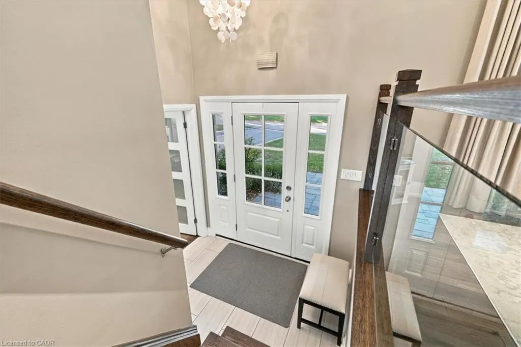 368 Aurora Crescent