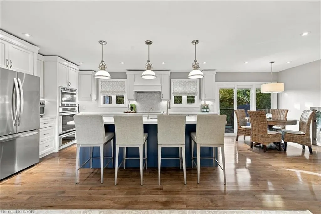 368 Aurora Crescent