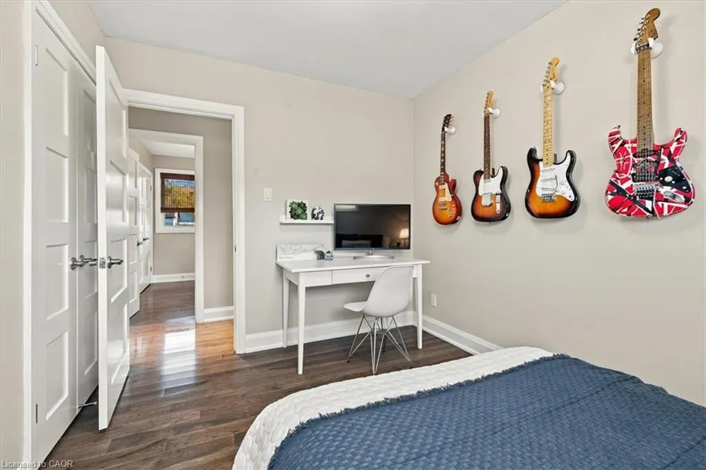 368 Aurora Crescent