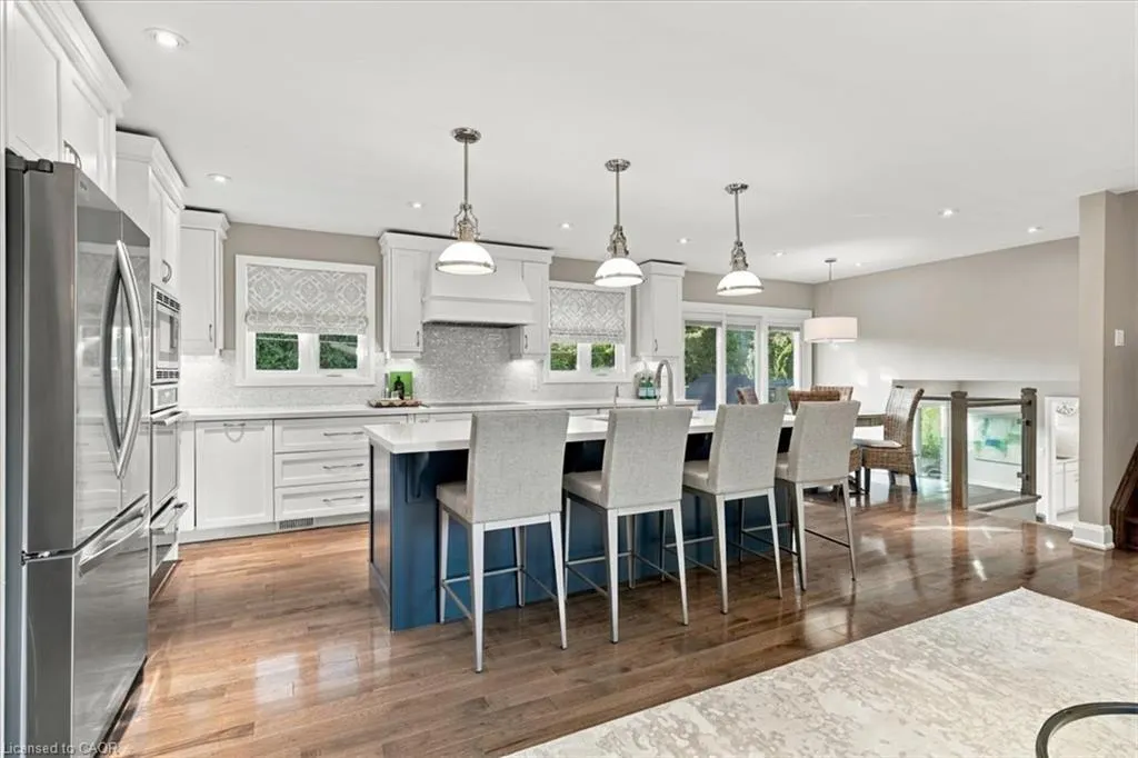 368 Aurora Crescent