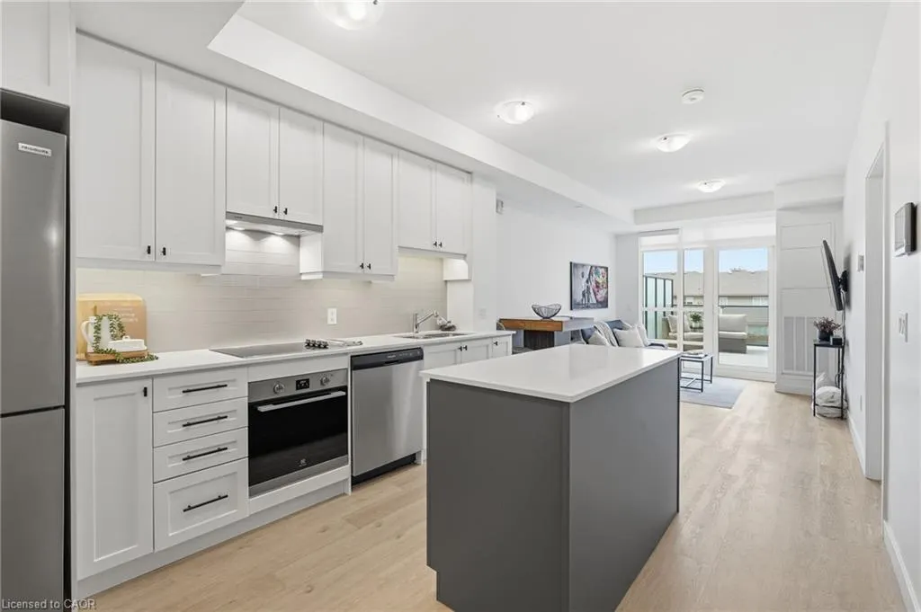 461 Green Road #206