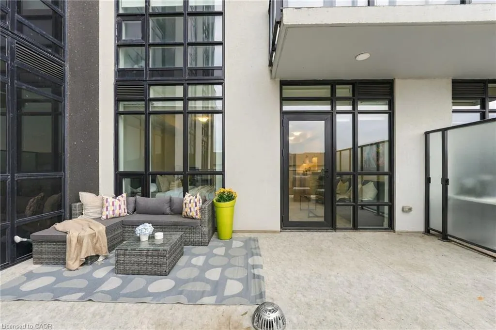461 Green Road #206