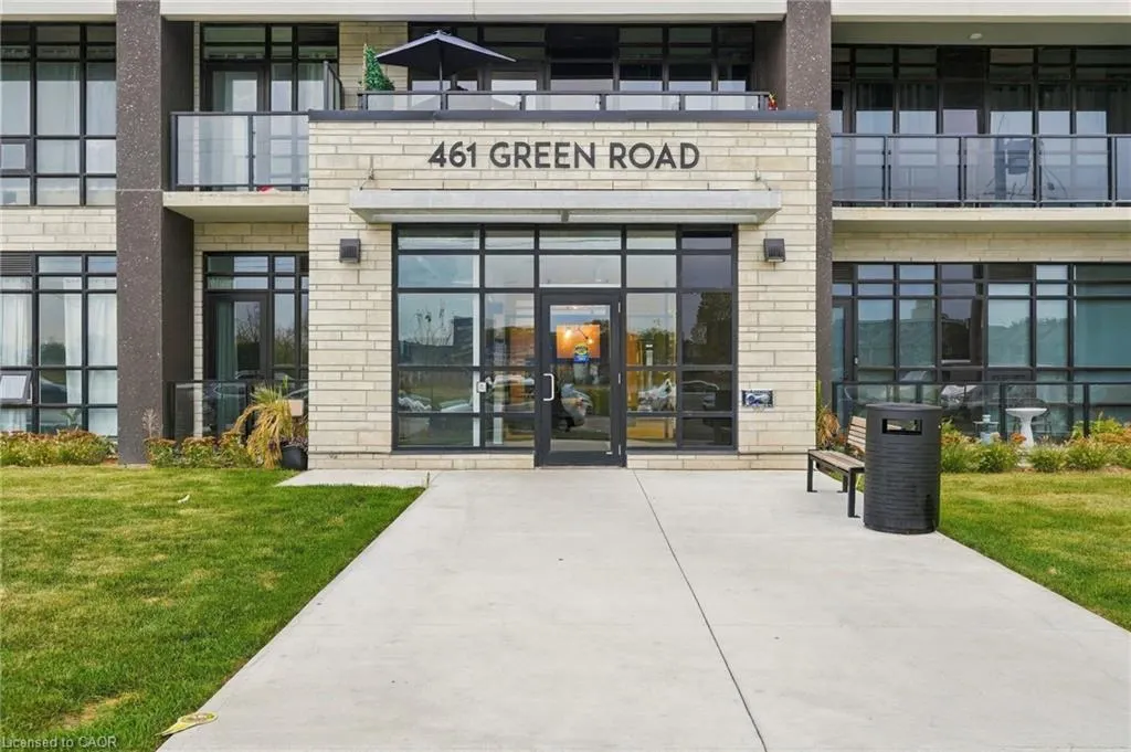 461 Green Road #206
